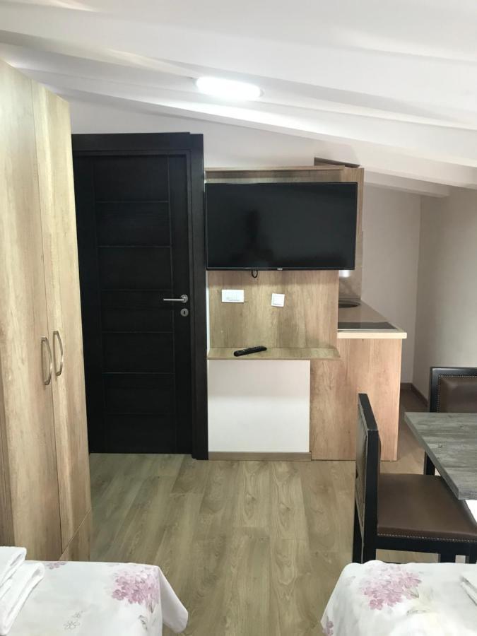 Centar Bruno Apartment Нови пазар Екстериор снимка