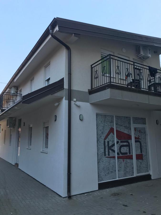 Centar Bruno Apartment Нови пазар Екстериор снимка